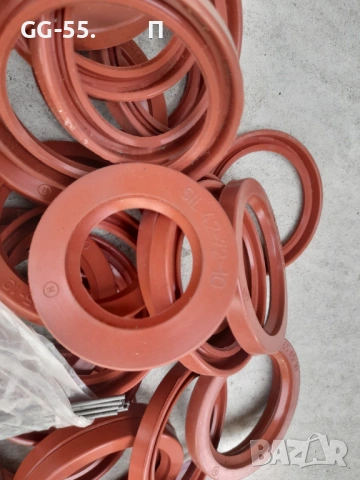 Части,семеринги,гуми и др., снимка 6 - Други машини и части - 54180749