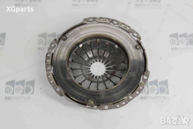 Притискателен диск за Skoda Octavia II 1.6fsi 115к.с. (2004-2008), снимка 2 - Части - 52397911