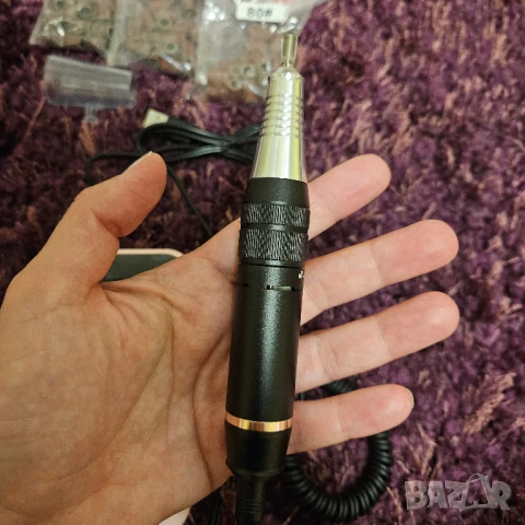 Мощна пила за сваляне на геллак, на батерия, розова, снимка 4 - Продукти за маникюр - 50748443