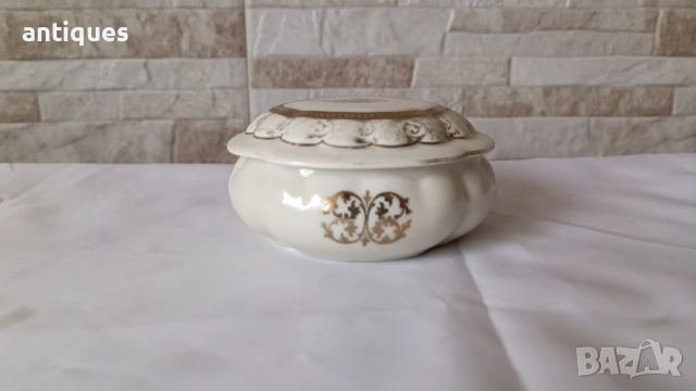 Порцеланова кутия / захарница / бонбониера - OSCAR SCHLEGELMILCH, снимка 2 - Антикварни и старинни предмети - 53271941