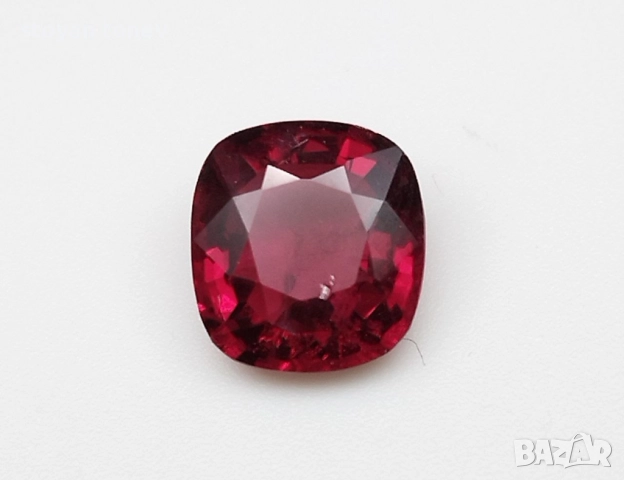 Шпинел с изключително жив червен цвят 2.00кт.! Нов!, снимка 11 - Други - 52338555