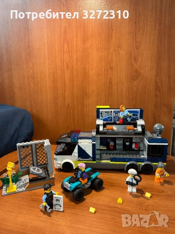 Лего Lego полицейски камион лаборатория на полицията