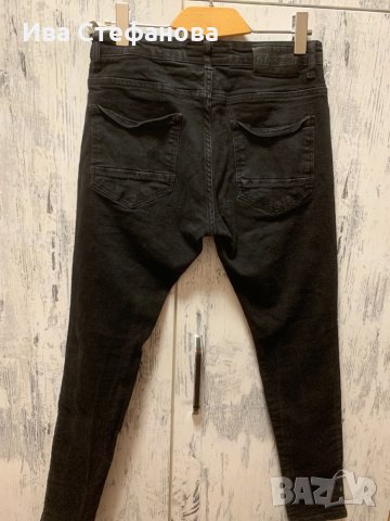 Черни накъсани колена дънки унисекс модел , снимка 4 - Дънки - 31497633
