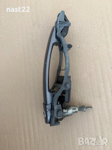 Предна лява дръжка за Голф 5 2+1 врати сива, снимка 3 - Части - 53900159