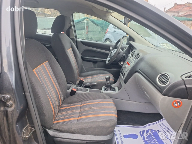 Форд Фокус 1.6HDI 90кс Клима, снимка 6 - Автомобили и джипове - 53063416