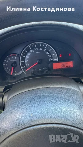 Автомобил Nissan Micra, 2013г, снимка 11 - Автомобили и джипове - 55719418