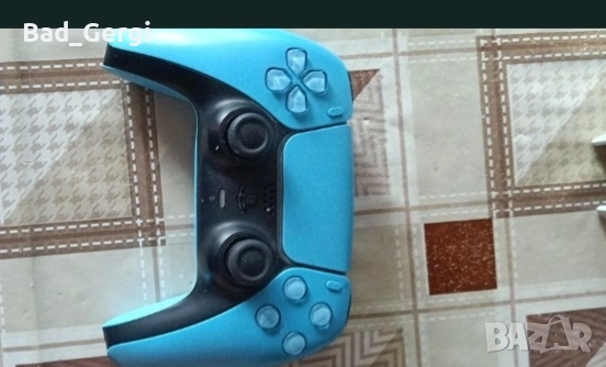 Ps5 Standard + два джойстика + Ea fc 25 отлично състояние, снимка 3 - PlayStation конзоли - 52770379