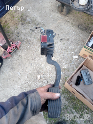 Педал на газта ,Алфа Ромео мито,Опел Корса Д,Е,,Адам,Фиат Гранде Пунто, линеа,500Л, снимка 2 - Части - 36471394