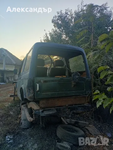 Сузуки самурай Купе на части, снимка 3 - Автомобили и джипове - 56215928