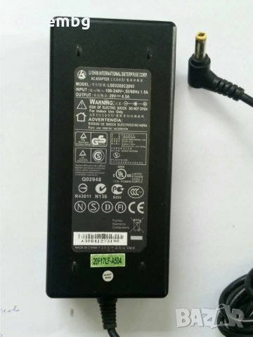 Fujitsu  LSE020C2090        20V    4.5A  , снимка 1 - Кабели и адаптери - 32058438