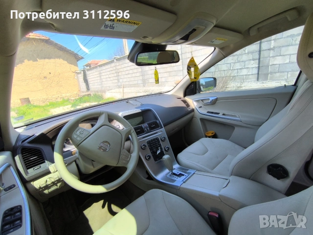 Volvo XC60 AWD 3.2 Бензин Автоматик | 2012, снимка 13 - Автомобили и джипове - 54187367