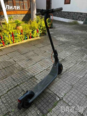 Електрическа тротинетка SEGWAY KICKSCOOTER E2 PLUS, снимка 2 - Велосипеди - 54333226