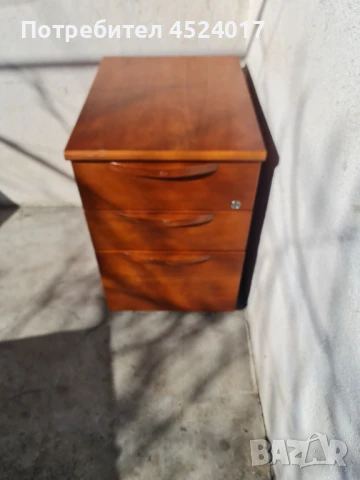 офис шкаф от дърво Внос от Англия