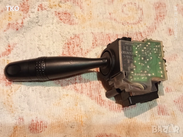 Лостче - ключ за управление на чистачки за TOYOTA , снимка 3 - Части - 52931289