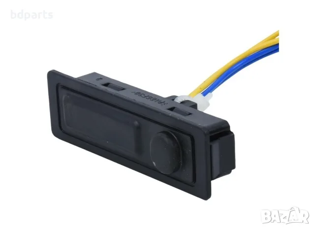 Бутон за отваряне на багажник, Nissan Juke F15,, снимка 4 - Части - 56141785