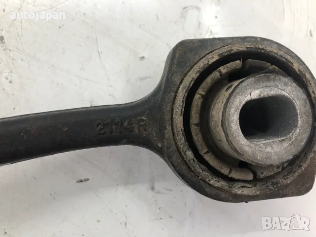 Преден десен долен носач Mercedes W203 C-class C180, снимка 2 - Части - 49447529