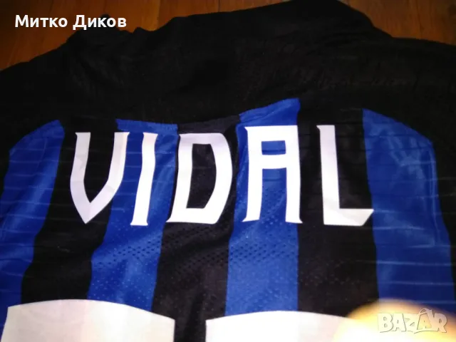 Интер футболна тениска  №22 Артуро Видал отлична размер М , снимка 9 - Футбол - 47750396