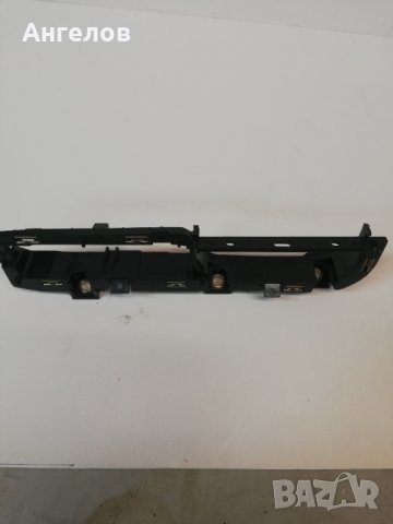 Passat 5.5 подложка за бутоните на шофьорска та врата, снимка 2 - Части - 31521827