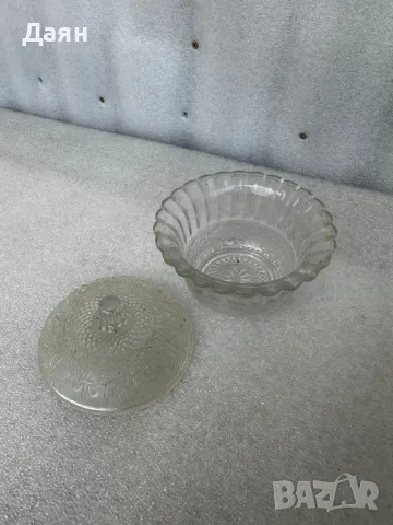 стъклени свещници и захарница с капак  , снимка 6 - Декорация за дома - 49940679