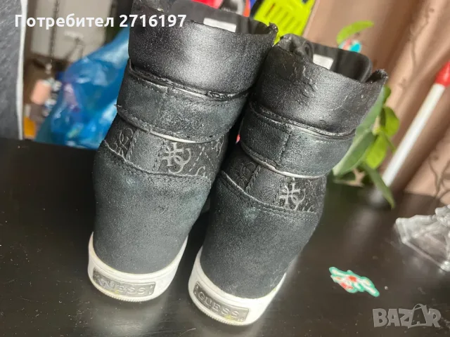 Дамски обувки на Guess, снимка 3 - Пантофи - 55047693