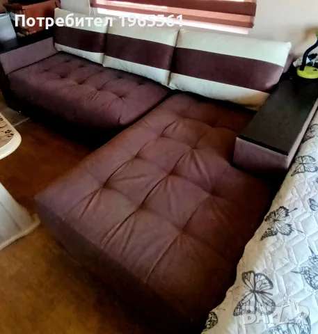 Продавам разтегателен диван с лежанка