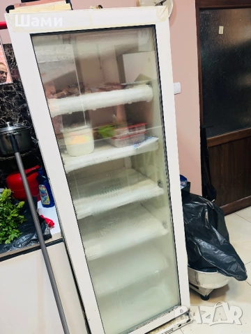 Хладилна витрина фризер