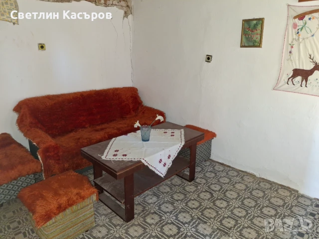 Продавам уютна селска къща в с.Стрелец обл. В.Търново , снимка 10 - Къщи - 50505398