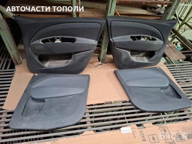 Кори Кора Тапет врата врати Фиат Добло Fiat Doblo 2010г.