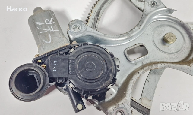  Преден Десен Стъклоповдигач Стъклоподемник Машинка Toyota Corolla Verso Тойота Корола Версо 00г-04г, снимка 2 - Части - 53917069