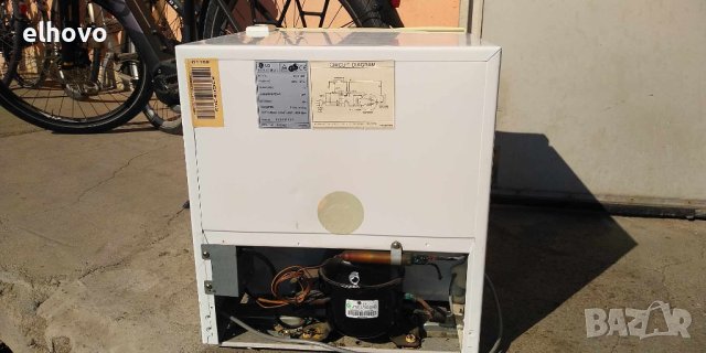 Мини хладилник LG GR-051SSF, снимка 2 - Хладилници - 44323912