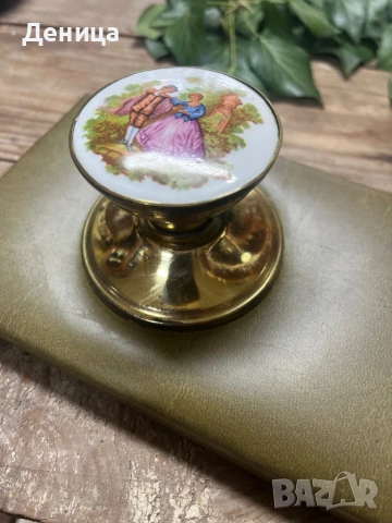 За любителите на романтиката💗  Винтидж стенна закачалка с порцеланови, снимка 9 - Декорация за дома - 53332160