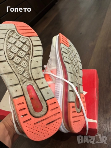 Дамски маратонки Nike Genom 38,5, снимка 3 - Маратонки - 53946000