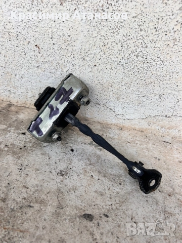 Ограничител врата преден за Тойота Авенсис T27. 2009-2015г, снимка 12 - Части - 50505548