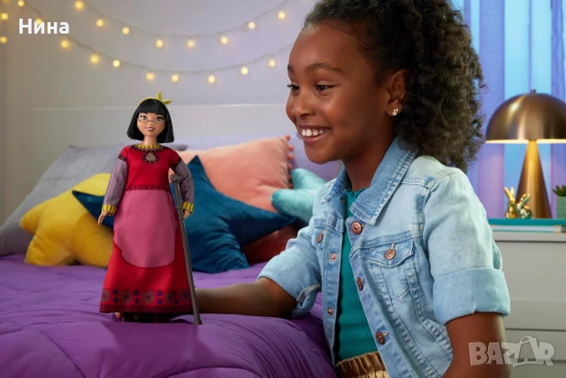 Mattel Disney Wish - Кукла Далия от Кралството на розите, с подвижен костюм