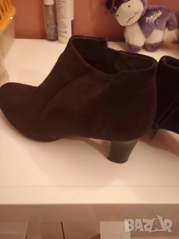 Дамски боти, снимка 2 - Дамски боти - 52960981
