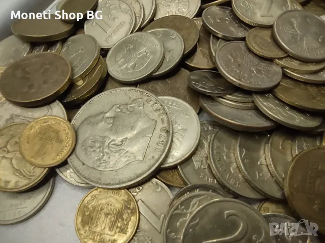 Над 220 бр. монети Русия