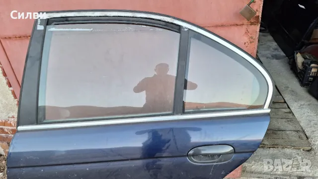 Задна лява врата за БМВ е39 от BMW e39 тъмносиния задна лява врата дясно огледало, снимка 4 - Части - 47828313