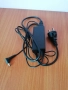 Зарядно 19v , снимка 1