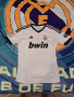 Тениска на Реал Мадрид на Месут Йозил
