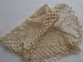 Ръчно плетени покривка за маса и комплект карета, снимка 3