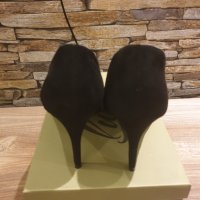 Дамски обувки от велур 38 н., снимка 4 - Дамски елегантни обувки - 39439434