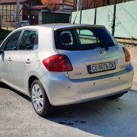 Toyota Auris 2.0 D4D, снимка 2 - Автомобили и джипове - 44393333