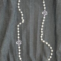 Асиметричен гердан с перлени мъниста, снимка 5 - Колиета, медальони, синджири - 30217187