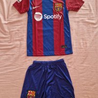 Детски футболен екип на FC Barcelona , снимка 2 - Фен артикули - 42183090