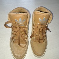Adidas  Дамски  Обувки 38, снимка 1 - Дамски боти - 39560301