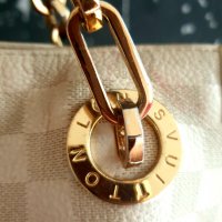 Louis Vuitton кожена чанта, снимка 5 - Чанти - 39829093