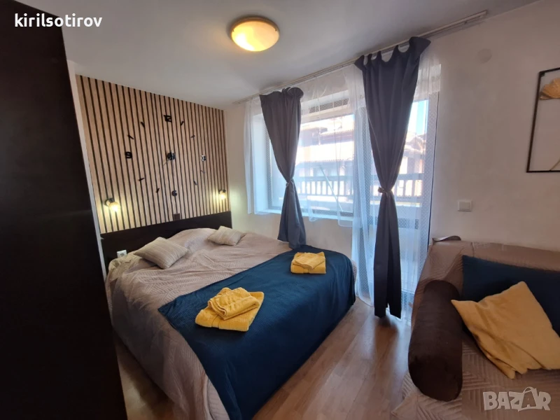 Студио под неам, снимка 1