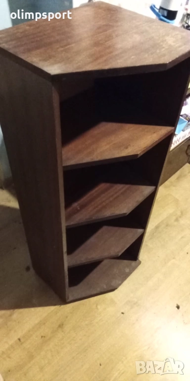 етажерка дървена за книги ъглова  размери 40х40 см височина 1.50м, снимка 1