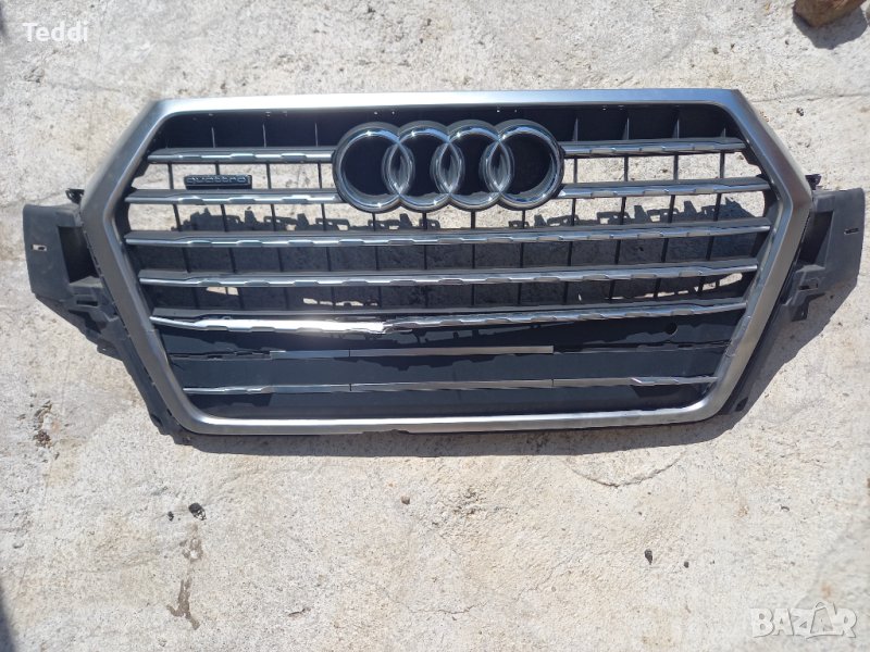 Audi Q7 4M предна решетка, снимка 1