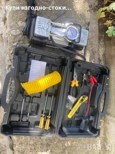 Компресор за гуми - за джип или автомобил с куфар, снимка 1